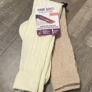 Muk Luks Women's Knee High Socks - Cream and Beige